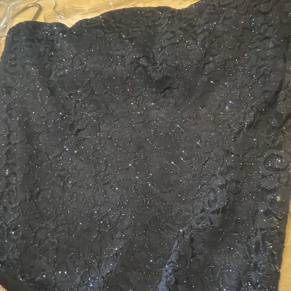 New Jessica lace/sequins dress - Picture 5 of 7